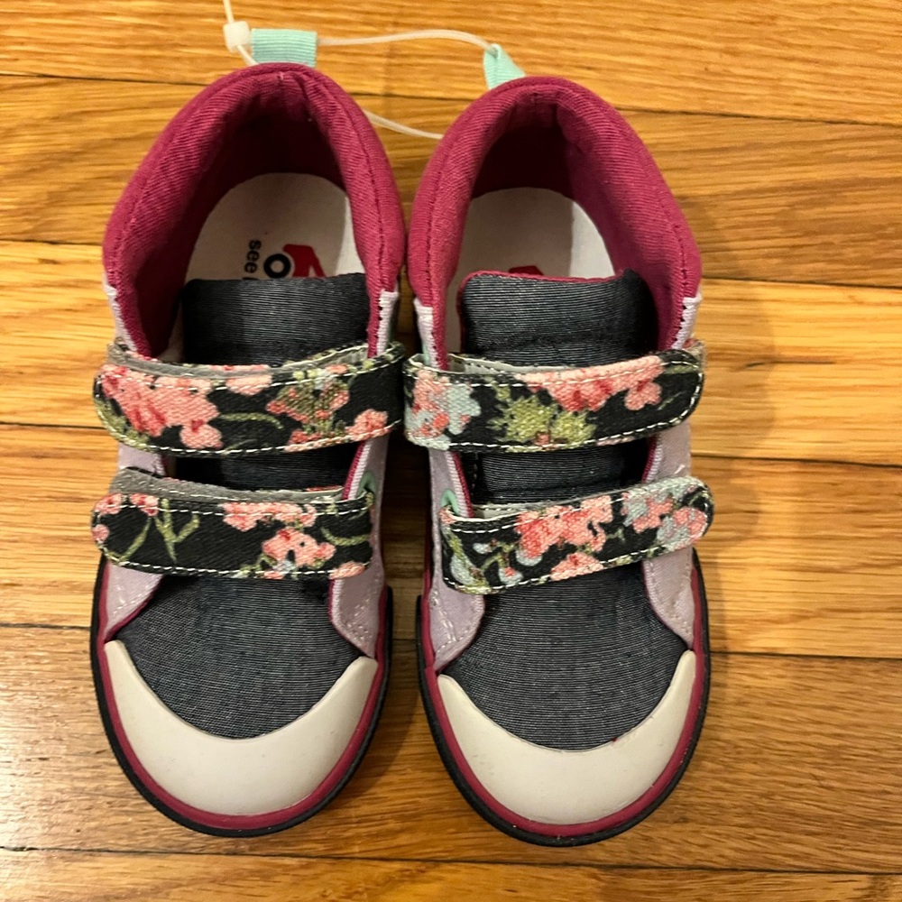 New See Kai Run size 10 shoes